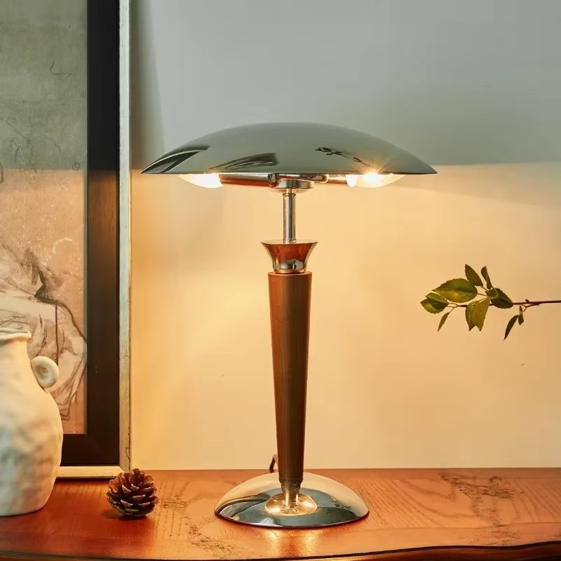 Floor Lamp Arched - مصباح أرضي خشبي عتيق بإضاءة LED