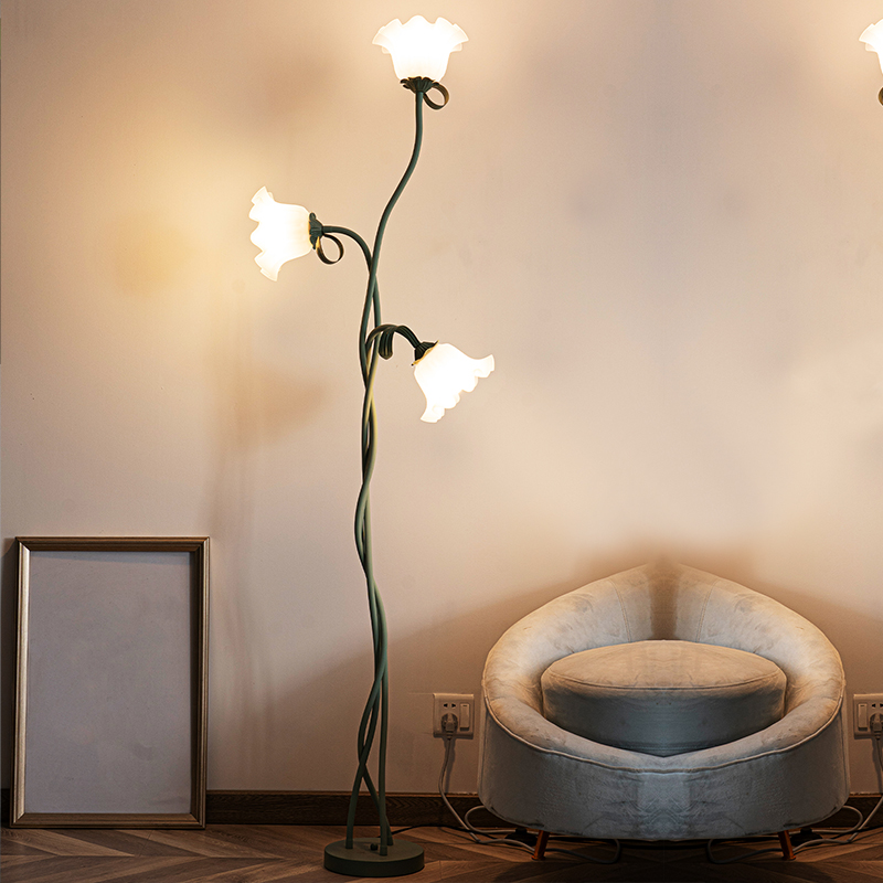 مصباح أرضي زهرة الزنبق ، ضوء ق - مراجعة Floor Lamp Arched وسعره