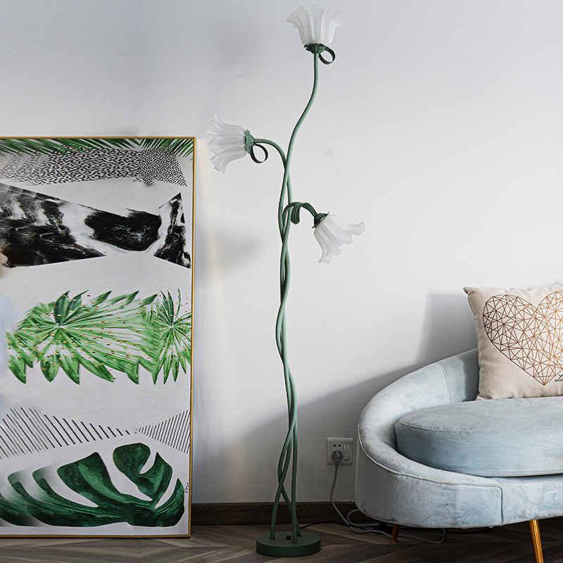 مصباح أرضي زهرة الزنبق ، ضوء ق - مراجعة Floor Lamp Arched وسعره